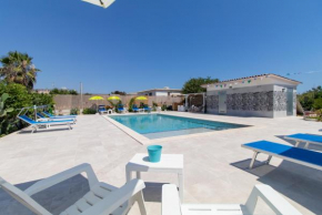 Trilocale in Villa con piscina